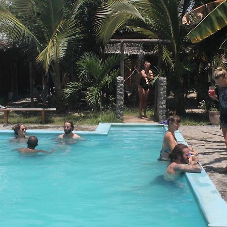 Psygon Surf Camp Albergue Máncora Exterior foto